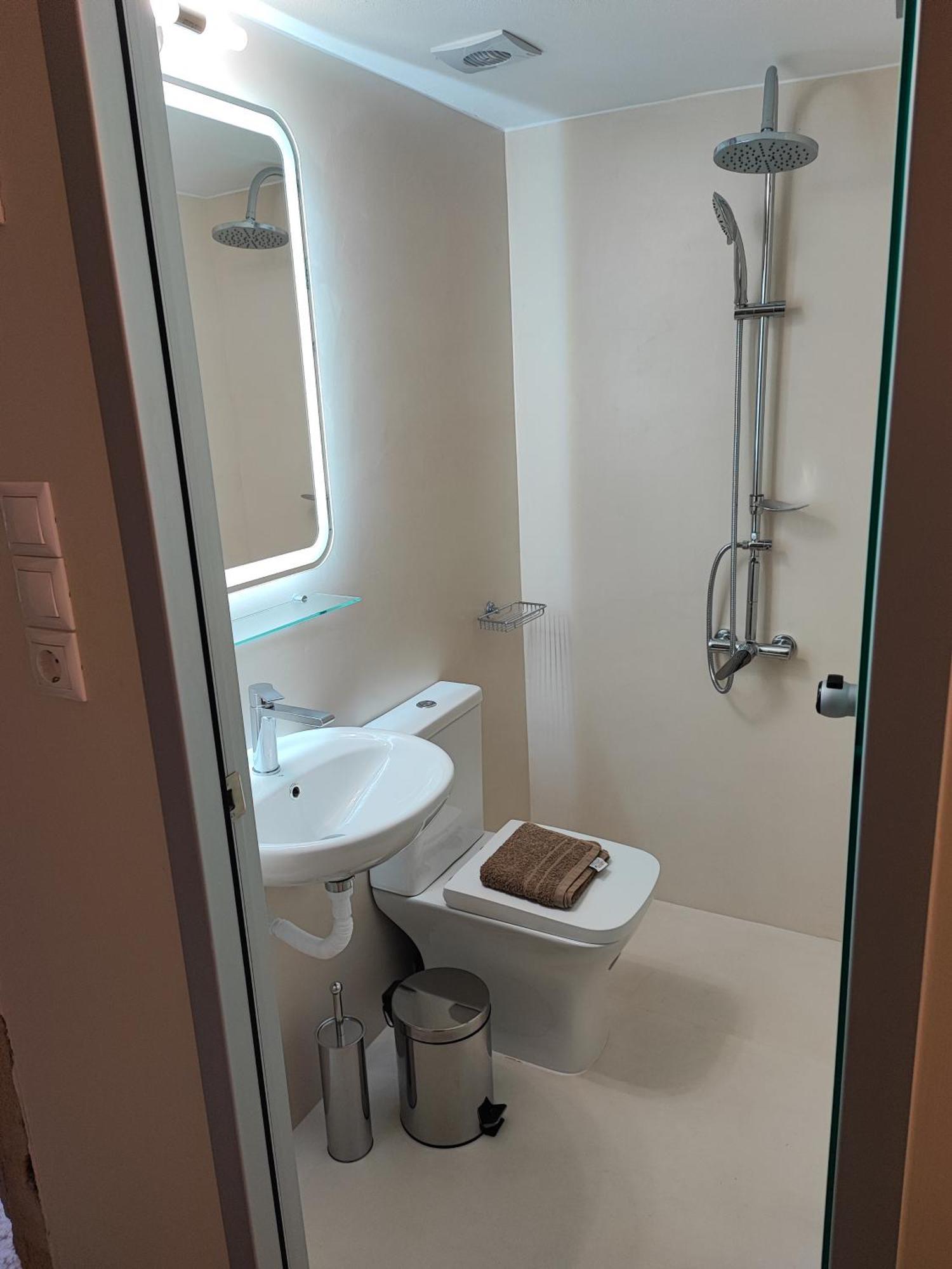 Alexia Rooms Палеохора Номер фото
